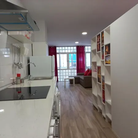 Апартаменты Bazan3 *